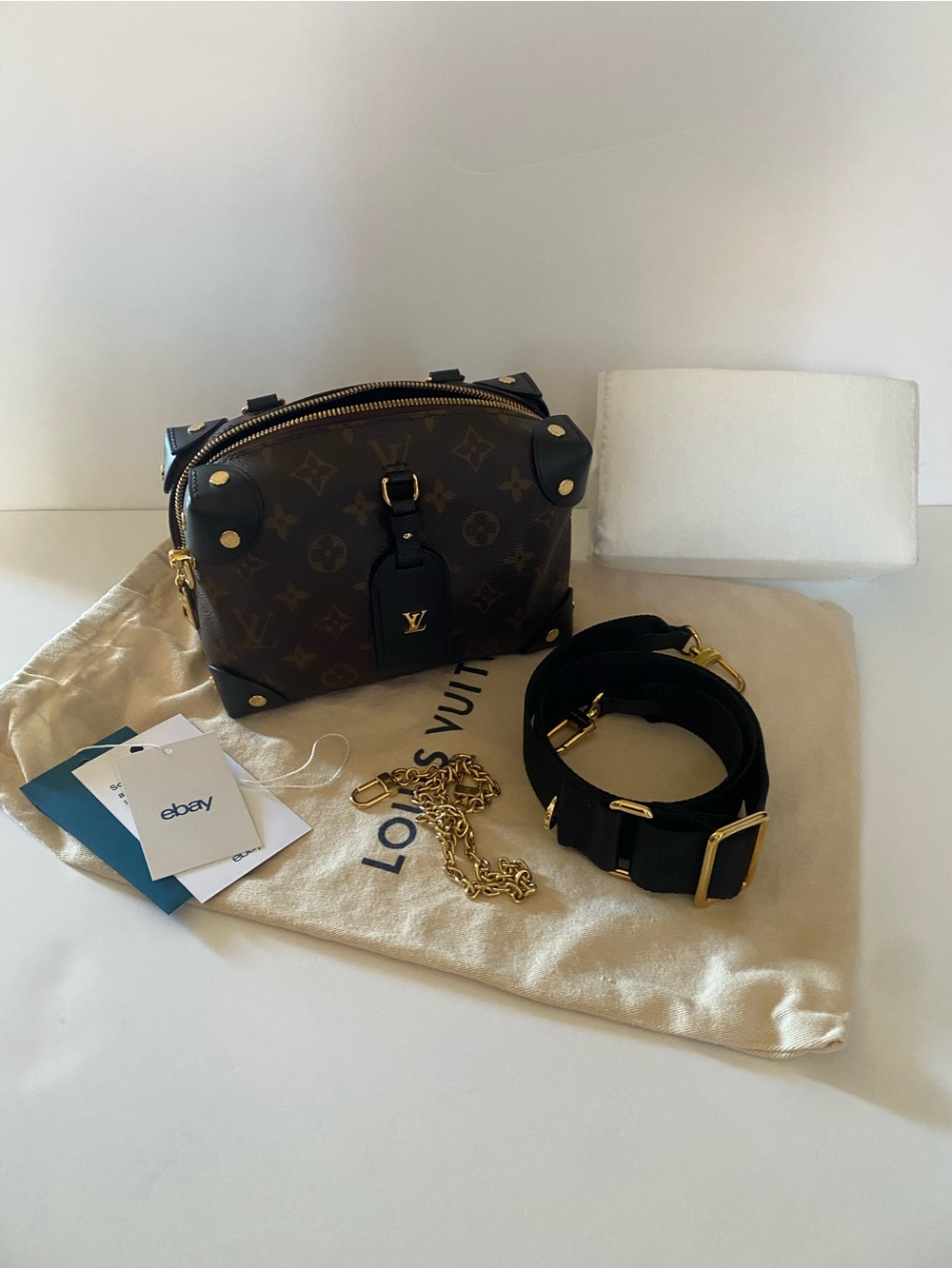 Louis Vuitton petite Malle souple